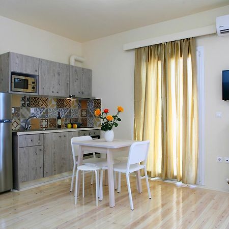 Niriides Aparthotel Lefkáda Buitenkant foto