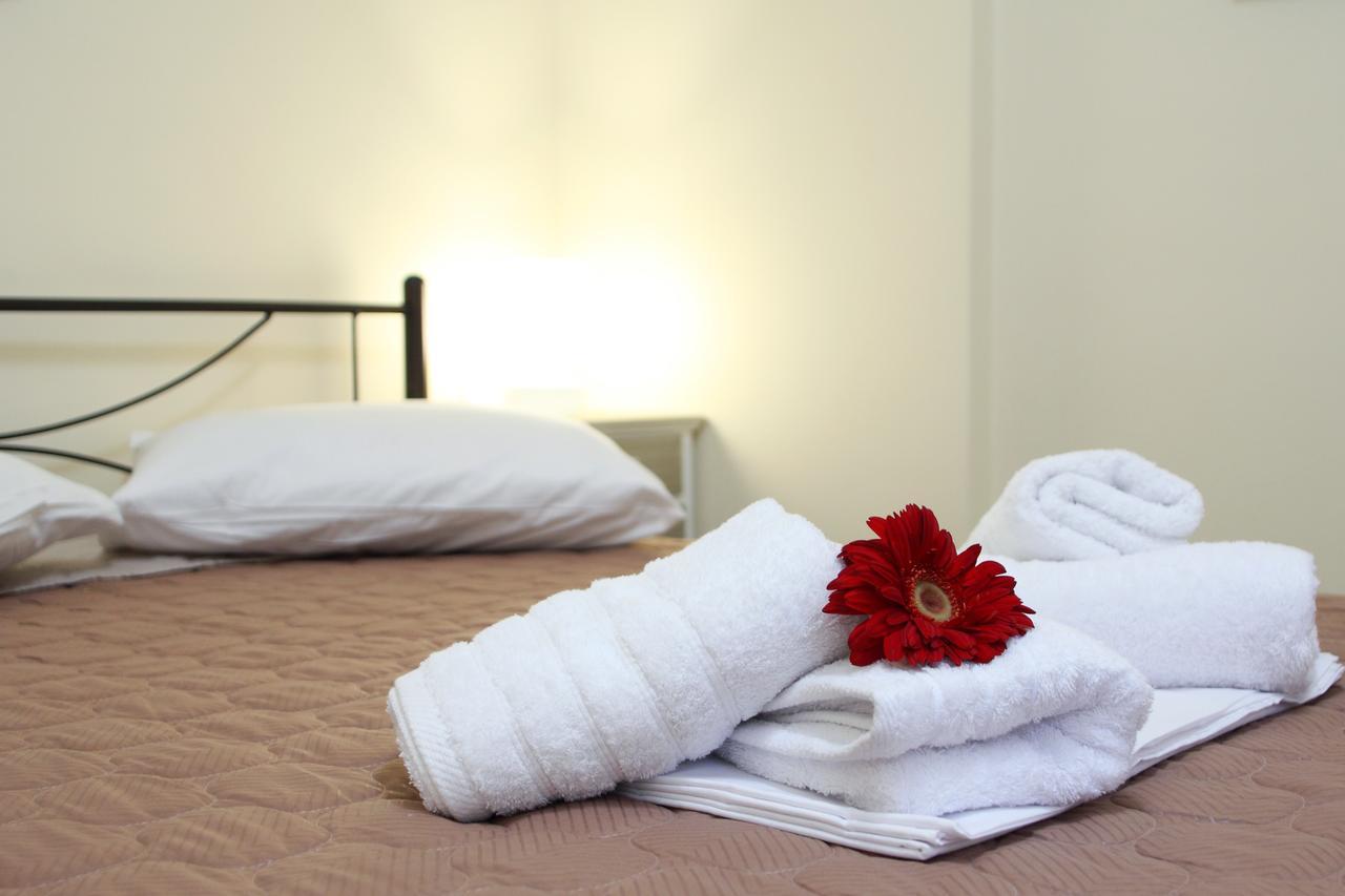 Niriides Aparthotel Lefkáda Buitenkant foto