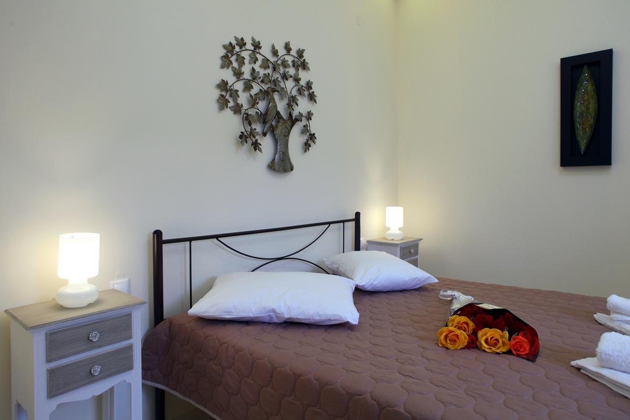 Niriides Aparthotel Lefkáda Buitenkant foto